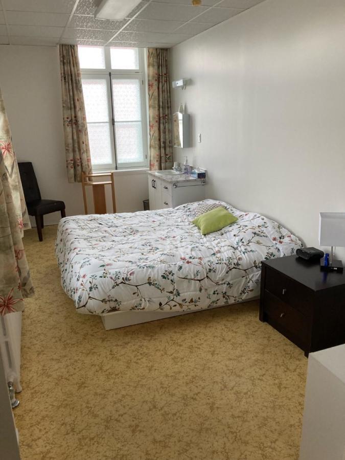 Ferienwohnung Le Couvent Sainte Anne-des-Chênes Exterior foto