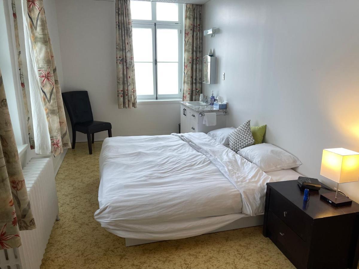 Ferienwohnung Le Couvent Sainte Anne-des-Chênes Exterior foto
